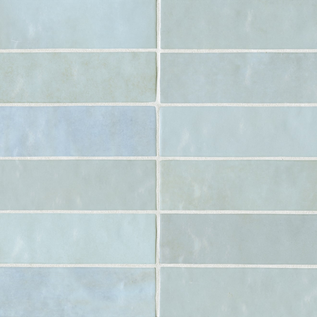 Bedrosians Cloe 2.5" x 8" Gloss  Baby Blue